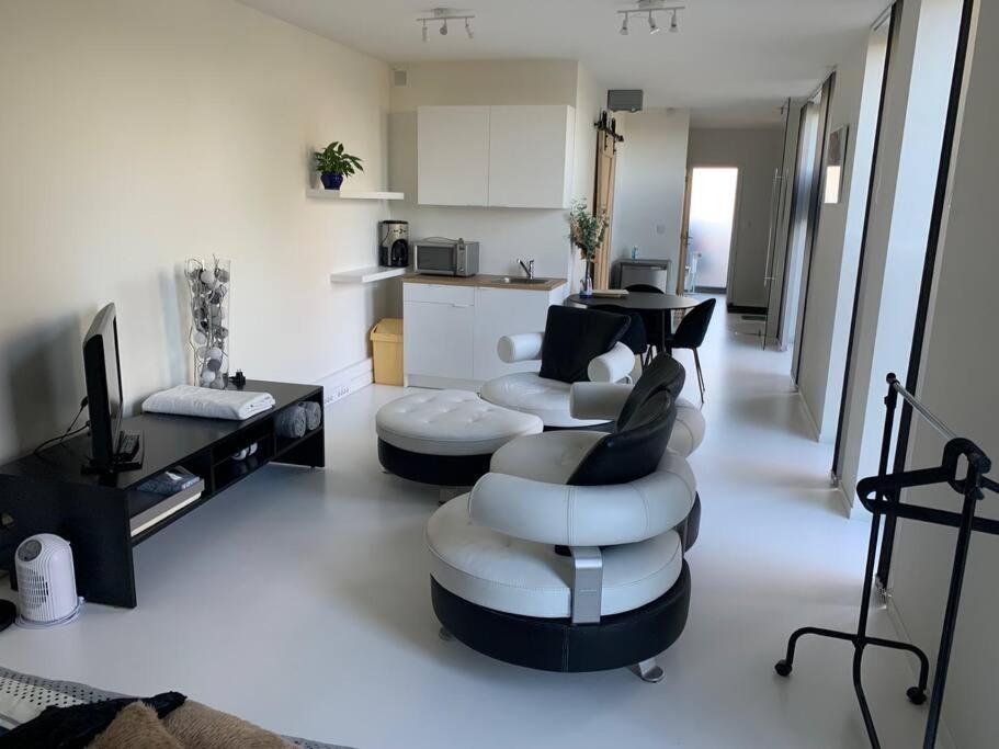 Prachtige Gastsuite In Ranst "Studio 34" מראה חיצוני תמונה